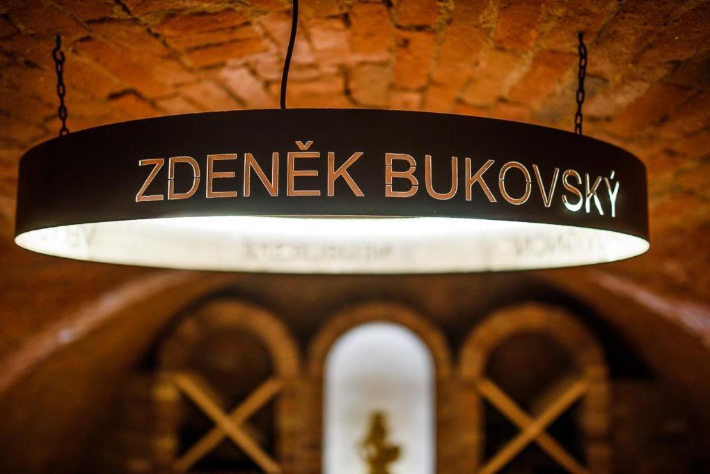 Apartman Pritluky - Zdenek Bukovsky Exterior photo