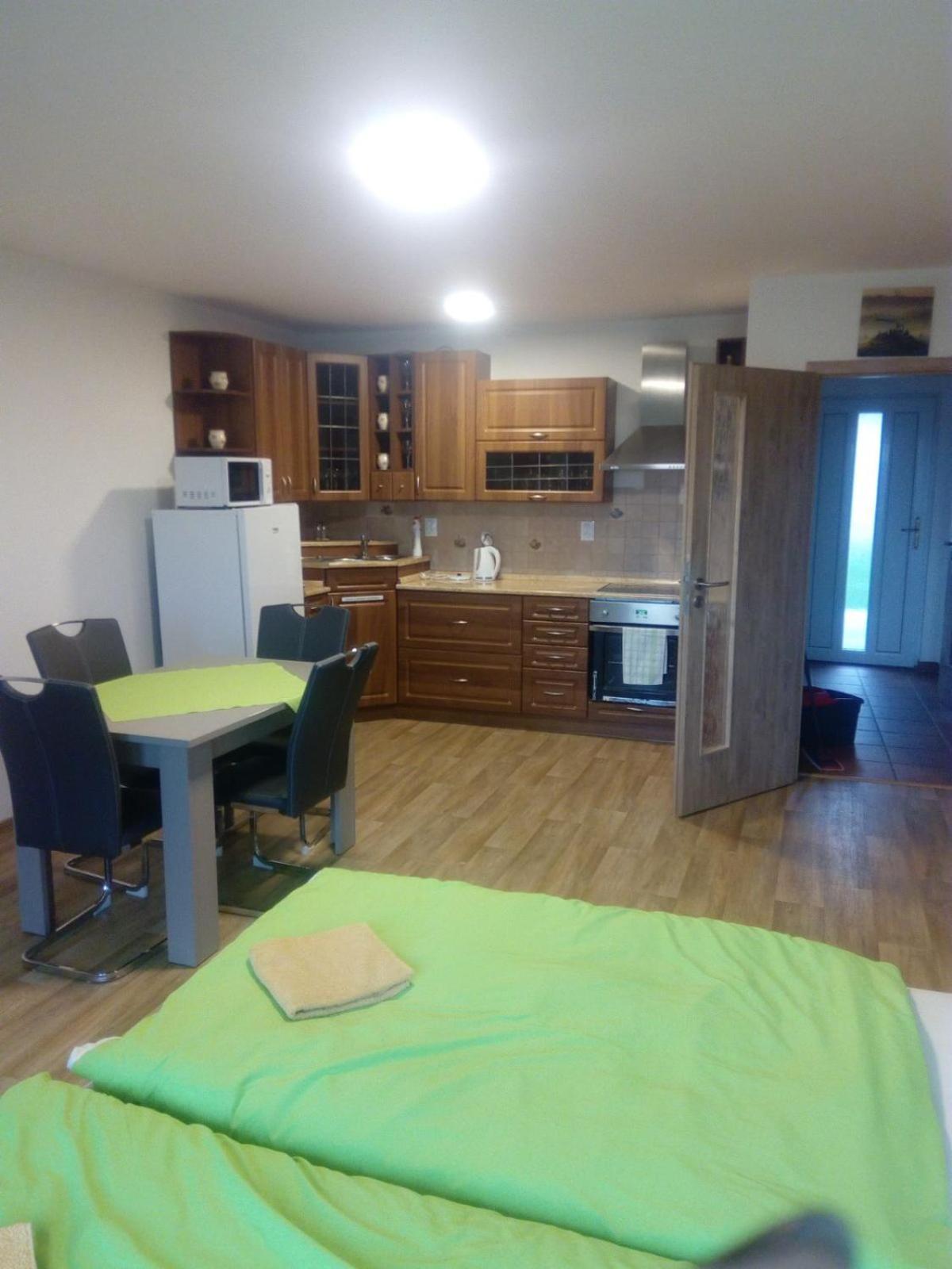 Apartman Pritluky - Zdenek Bukovsky Exterior photo